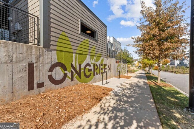 Building Photo - 1272 Longreen Ter NW