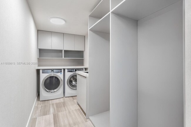 Building Photo - 4701 Meridian Ave