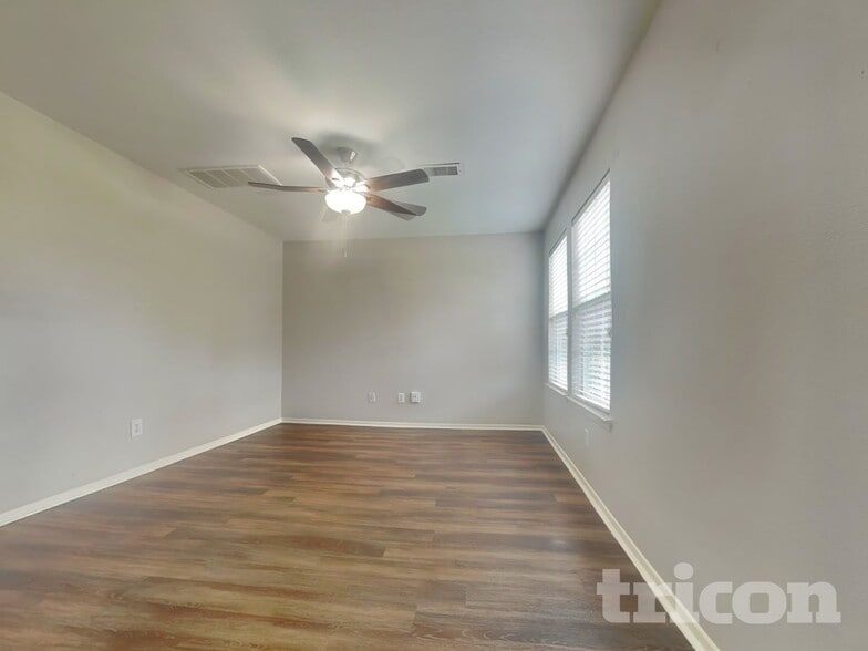 Building Photo - 20541 Patriot Park Ln