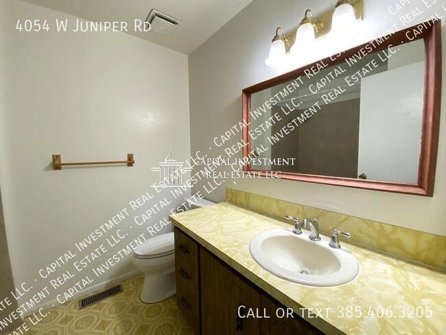 Building Photo - 4054 W Juniper Rd