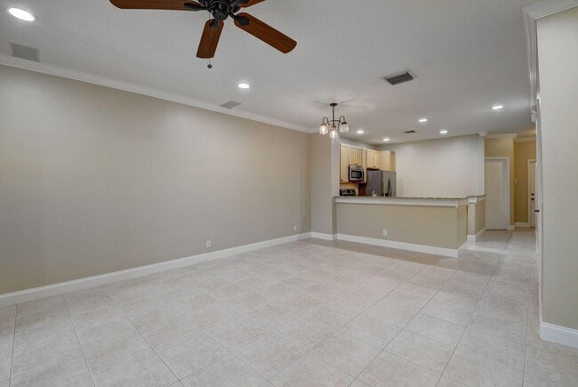 Building Photo - 9113 Tremezzo Ln