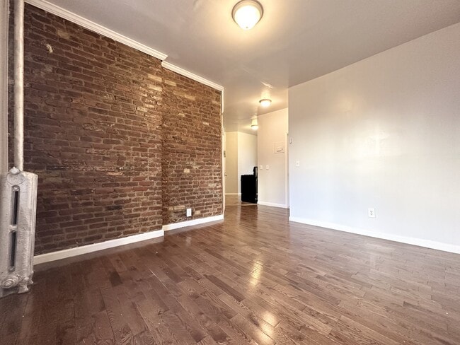 Floorplan - 70 Post Avenue