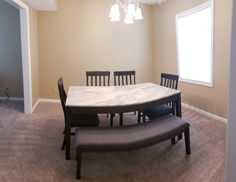 Formal Dinning Room - 2412 Jerry Jones Drive
