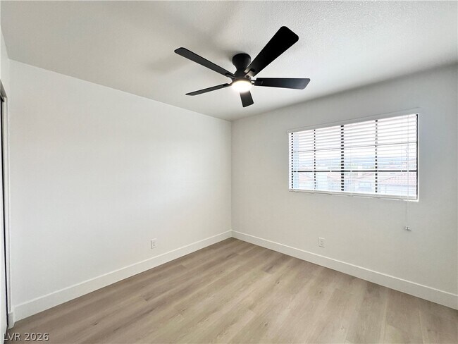 Building Photo - 4580 Allenford Dr