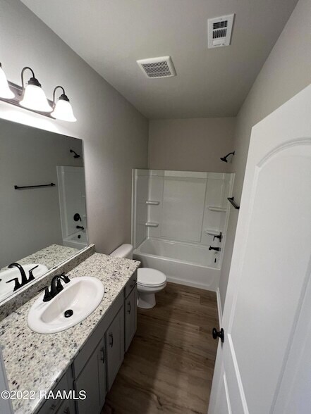 Building Photo - 307 Grassy Meadows Ln