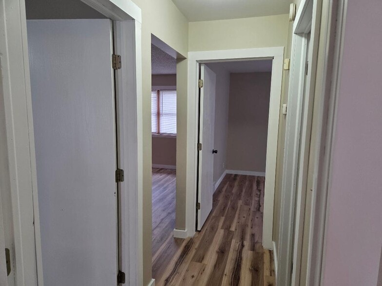 Building Photo - 720 Fraser St