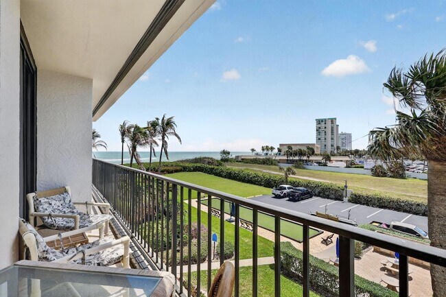 Building Photo - 9650 S Ocean Dr