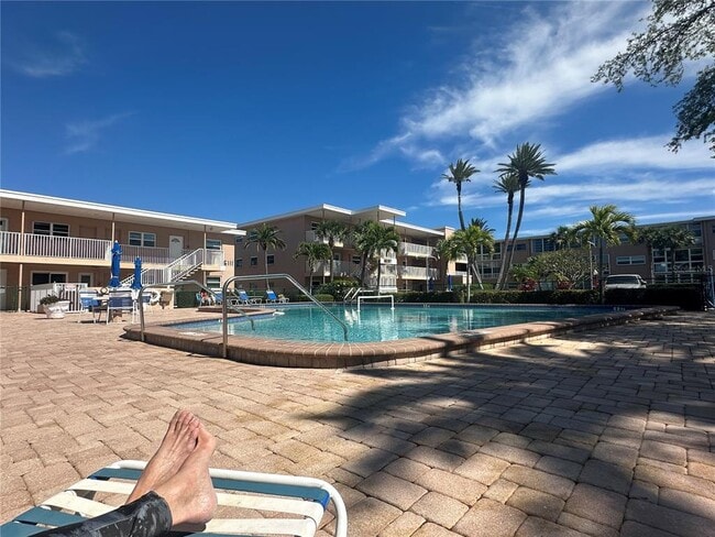 Building Photo - 6161 Gulf Winds Dr