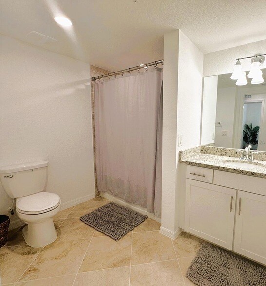 Building Photo - 14648 Sycamore Ct