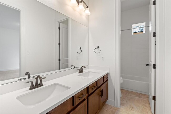 Building Photo - 276 Townes Ct
