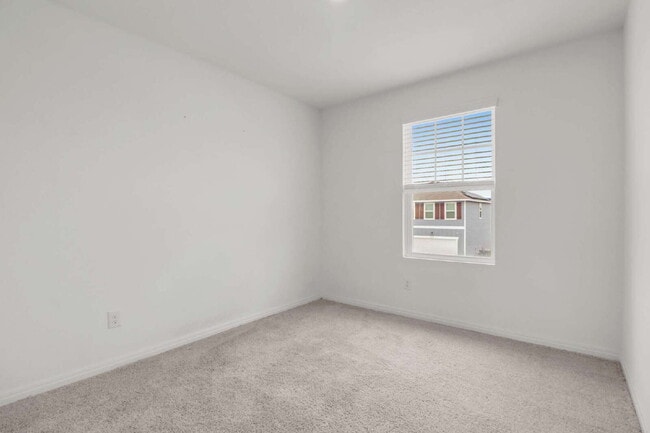 Building Photo - ASK ABOUT FREE APPLICATION FEES THROUGH AUGUST!  "Charming 3-Bedroom Retreat with 2.5 Baths with ...