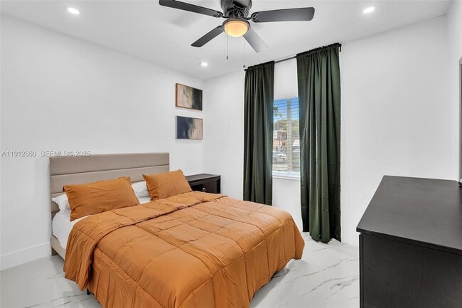 Building Photo - 797 NW 35th St