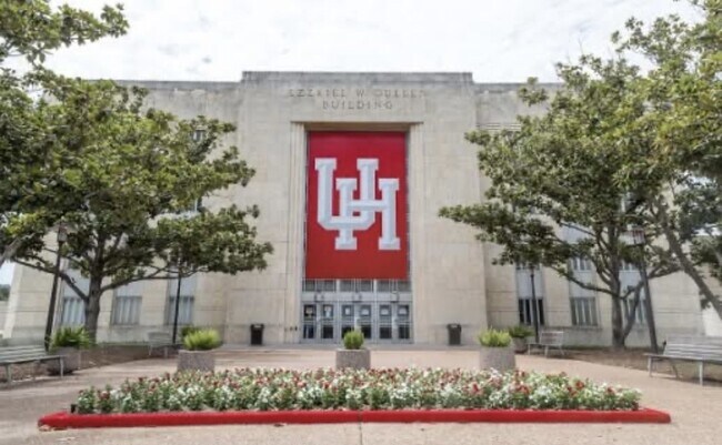 Building Photo - 4702 Austin St