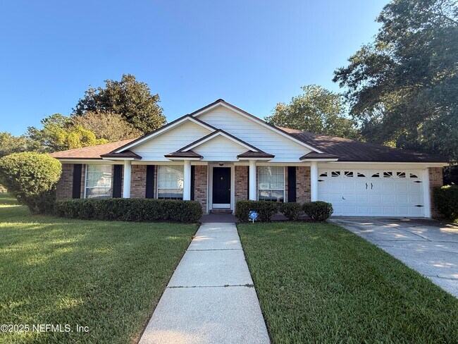 Primary Photo - 1401 Starboard Ct