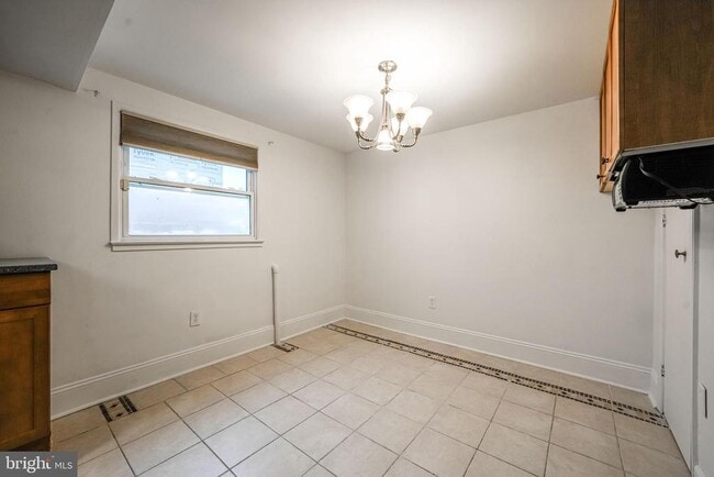 Building Photo - 3391 Bristol Ct
