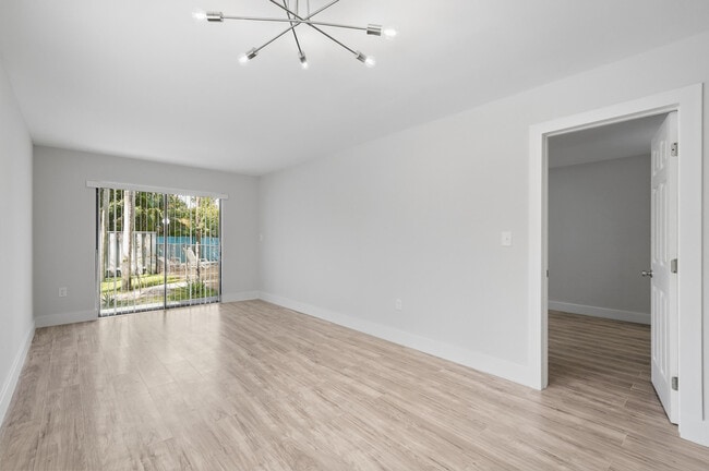 Building Photo - 2514 Taylor St