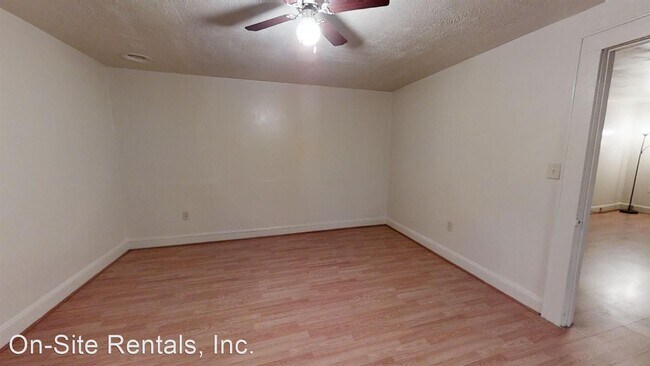 Building Photo - 2 br, 1 bath House - 5463 Trade St