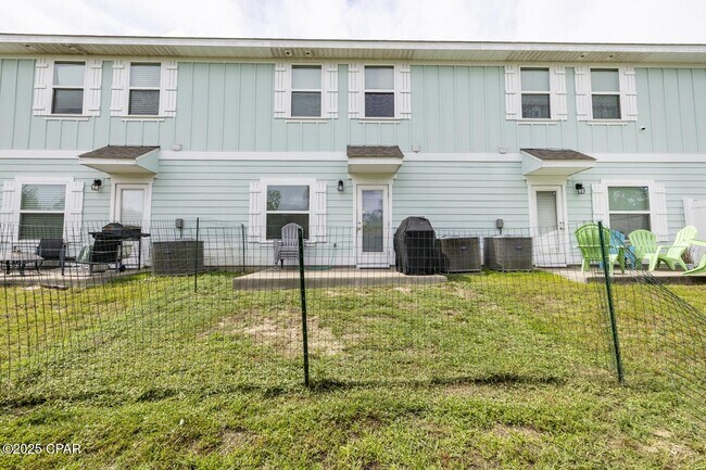 Building Photo - 1882 Pointe Dr