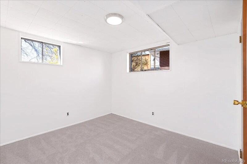 Building Photo - 7896 E Jefferson Pl