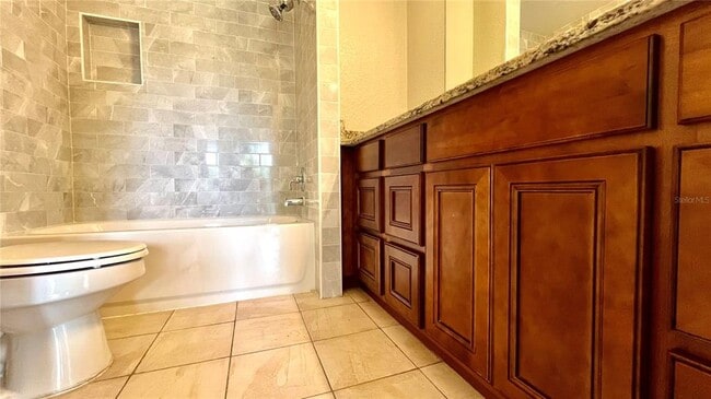 Building Photo - 7811 Sugar Bend Dr