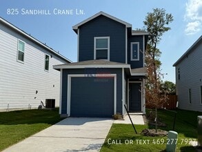 Building Photo - 825 Sandhill Crane Ln