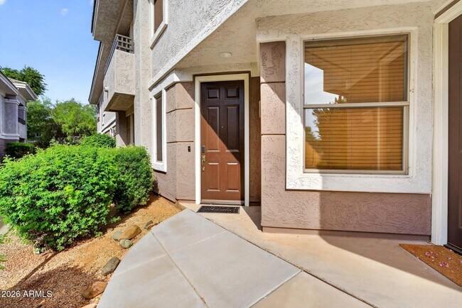 Building Photo - 15221 N Clubgate Dr