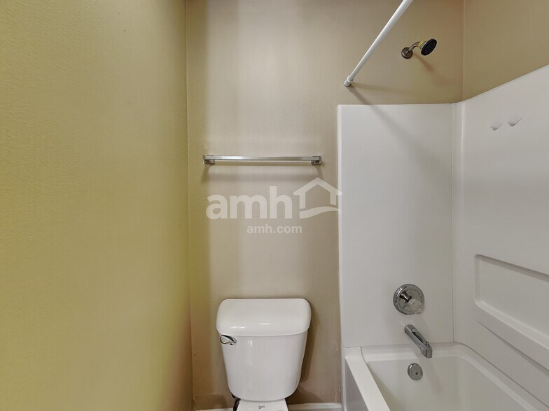 Building Photo - 3210 Black Forest Ln