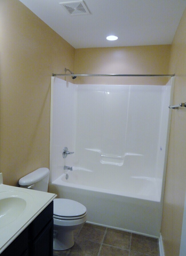 Building Photo - Close to Everything!