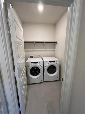 Building Photo - 10305 Rambling Brks Ln