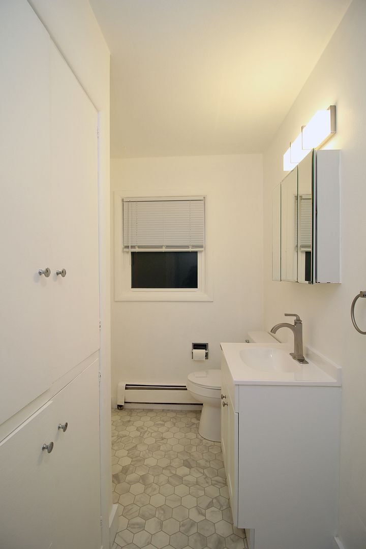 Building Photo - 1902-1910 N Kilpatrick St - Kenton