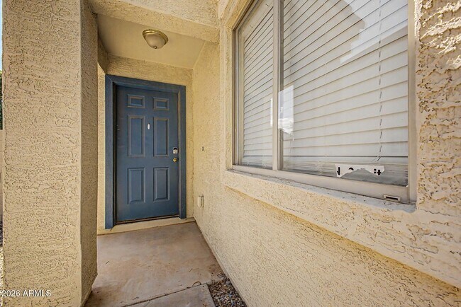 Building Photo - 2159 W Pinkley Ave