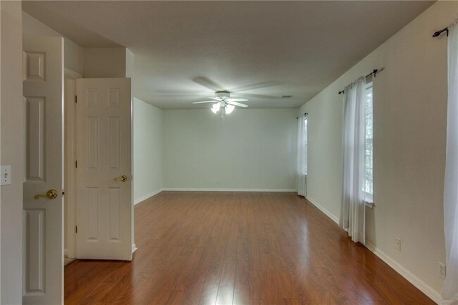 Building Photo - 16714 Marsala Springs Dr
