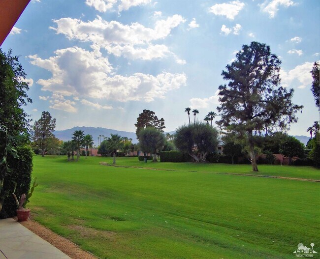 Building Photo - 47423 Medina Dr W