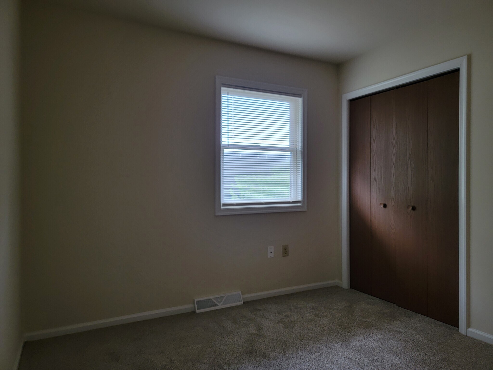 Building Photo - 119 Tom Ave