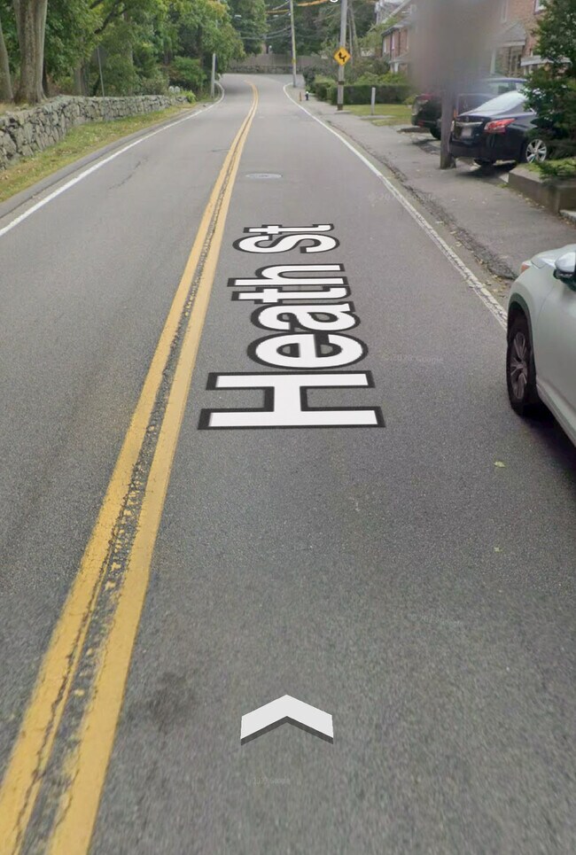 Building Photo - 15 Heath St