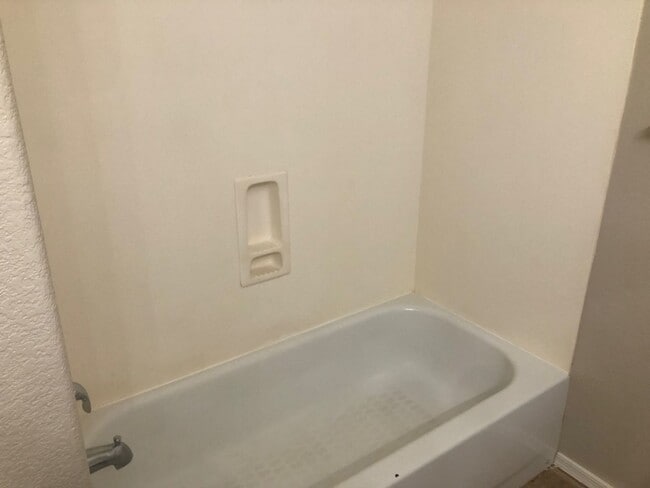 Building Photo - Long Term rental in Chandler
