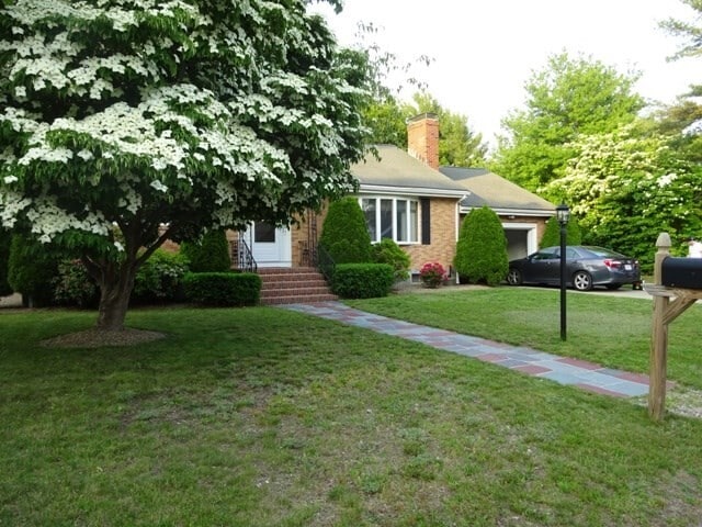 Building Photo - 27 Wenonah Rd