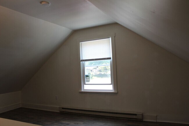 Building Photo - 209 W Frederick St