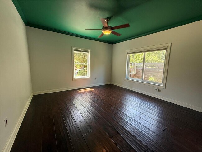 Building Photo - 4606 Depew Ave