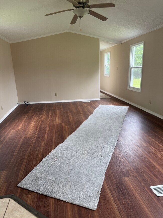 Building Photo - 19 Clifton Manor Dr