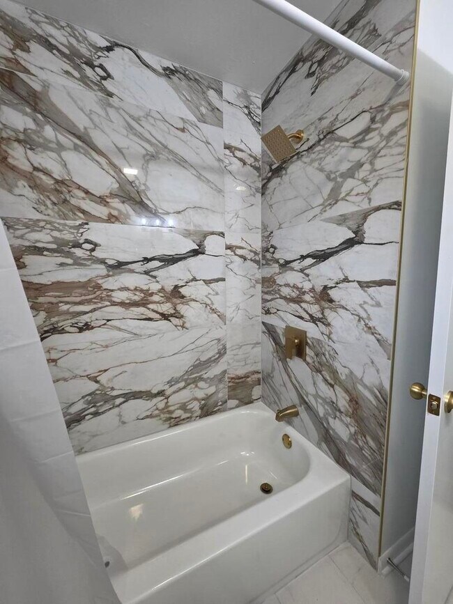 Building Photo - 14716 Dorchester Ave