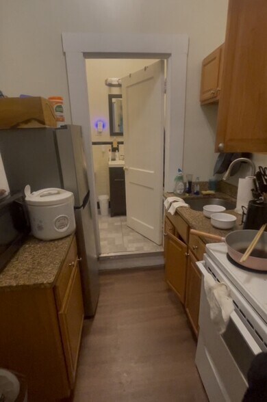 Building Photo - 31 Bay State Rd