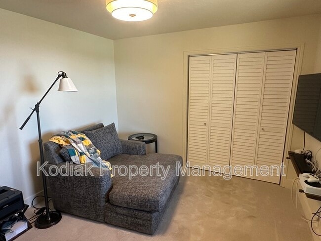Building Photo - 932 Northridge Dr