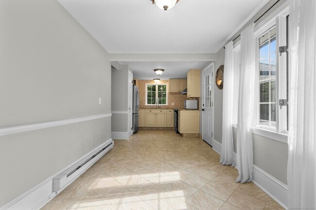 Building Photo - 286 Marlborough St