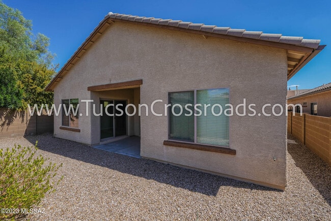 Building Photo - 1254 W Versilia Dr