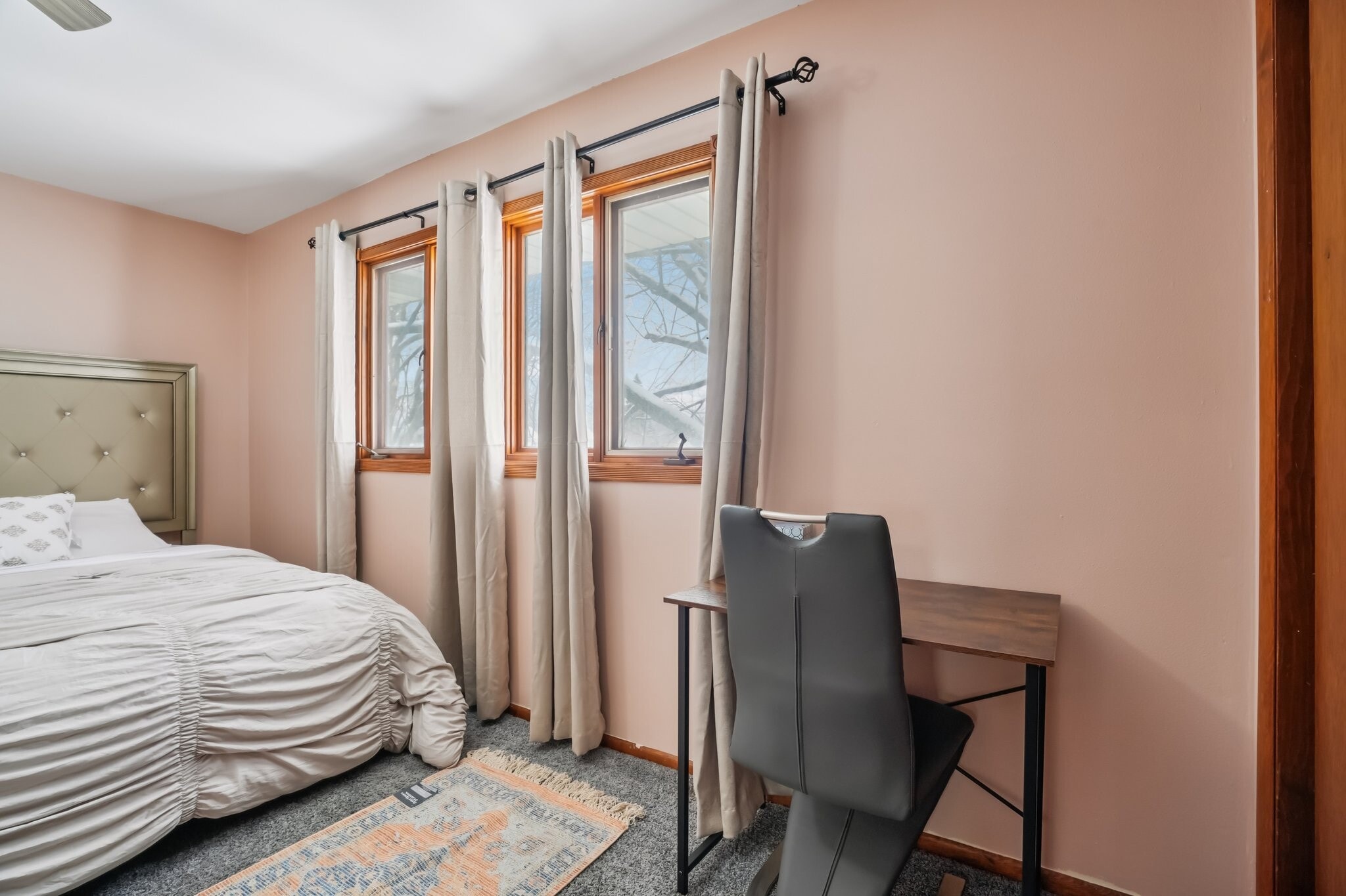 Building Photo - 10785 W Appleton Ave