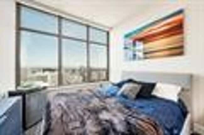 Building Photo - Beautiful Condo at Electra!