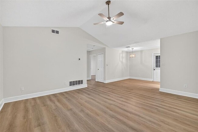 Building Photo - 37 Peach Forest Way