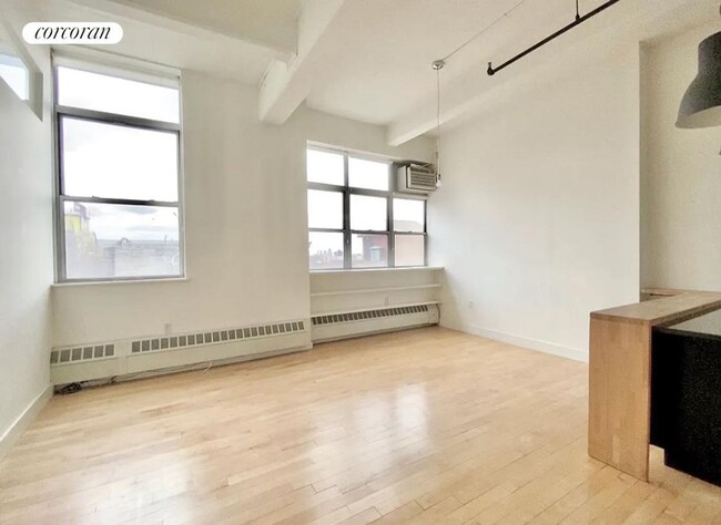 Building Photo - 970 Kent Ave