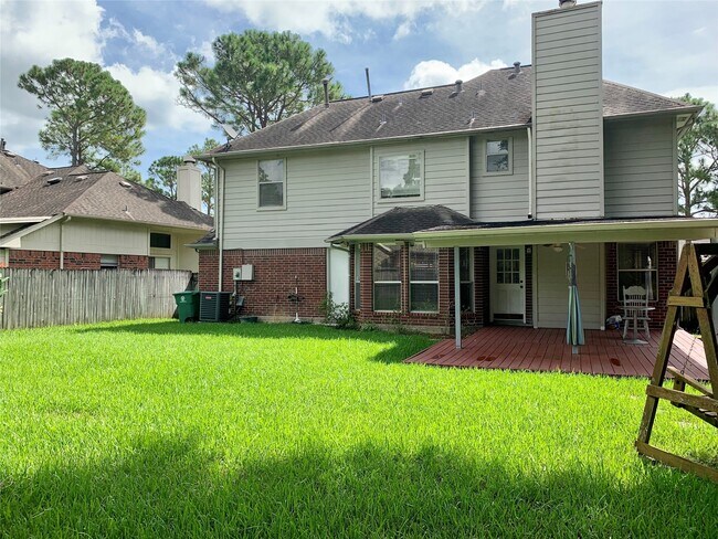 Building Photo - 14322 Village Birch St